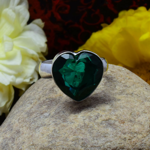Bague en argent 925 avec diopside chromé en forme de cœur, bague romantique de promesse, d'anniversaire de mariage ou de Saint-Valentin pour elle - Product Image 2