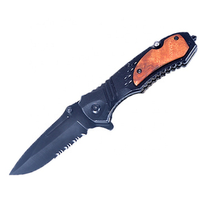 Cuchillo Plegable de Acero de Damasco SHARP POINT TRADES con Mango de Madera y Apertura con Perilla, Grosor de 0.5mm, Garantía de 3 Años - Product Image 1