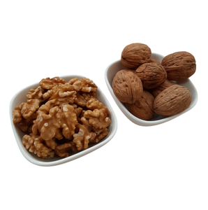 Nueces de Primera Calidad Sin Cáscara Akhrot Giri - Frescas, Naturales y Deliciosas - Product Image 2