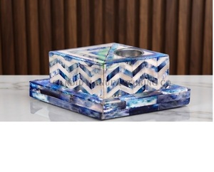 Porta Incienso y Soporte Decorativo de Resina Azul y Blanca Tallada a Mano, con Aroma a Oud, para Decoración Moderna del Hogar - Product Image 1