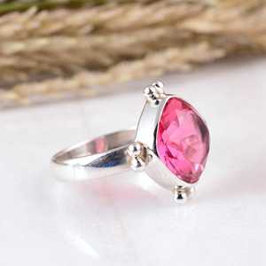 Anillo de Plata de Ley 925 Hecho a Mano con Turmalina Rosa, Gema Facetada en Forma de Cojín, Banda Decorativa con Cuentas, Diseño Artesanal Oxidado - Product Image 2
