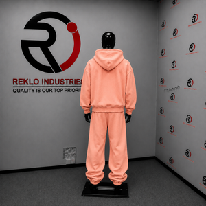 Conjunto de Sudadera con Capucha y Pantalones Jogger Oversize Rosa Melocotón Unisex, Ajuste Holgado, Estilo Casual Urbano, Ropa de Invierno para Descansar - Product Image 4