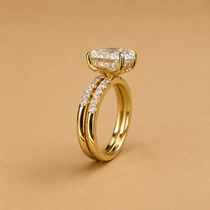 Ensemble de mariage en diamant ovale 4,50 TCW, coupe E-VVS2, certifié IGI, bague de fiançailles et alliance en or jaune 14 carats pour les occasions de fête - Product Image 3