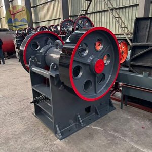 Trituradora de Mandíbulas de PE Personalizada con Motor Ajustable, Capacidad de <span class=keywords><strong>Descarga</strong></span> de 1-3t/h, Tamaño de Salida de 10-40mm, Máquina Trituradora de <span class=keywords><strong>Roca</strong></span> - Product Image 1