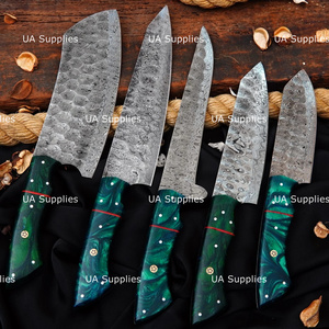 Ensemble de 5 couteaux de chef en acier Damas de qualité supérieure, faits à la main, ambidextres, finition haute brillance, manches en résine, conception personnalisée OEM ODM, vente en gros - Product Image 2