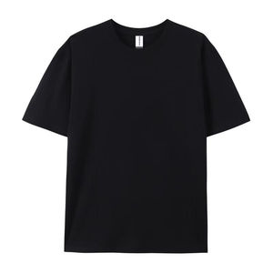 T-shirt pour homme au look minimaliste et élégant, col rond, conçu pour un style décontracté, confortable, facile à assortir et à porter au quotidien. - Product Image 5