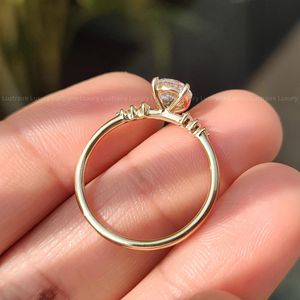 Anillo de Diamantes de Corte Redondo de 0.50 a 2.00 CT, Color E, Claridad VS, con Diseño de Siete Piedras, para Mujer, Joyería Fina, Anillo de Compromiso, Aniversario, Novia - Product Image 4