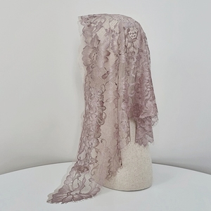 Voile de Mantilla Élégant, Romantique et Classique en Dentelle Florale Française Marron Cendré Jacquard 110cm pour Messe Catholique Qualité Coréenne Premium - Product Image 2