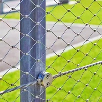 Treillis métallique soudé sur mesure en acier inoxydable 304 316 pour la protection des toits de bâtiments, des balcons, des escaliers, des ponts, cordes de sécurité pour la construction