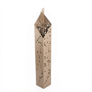 Elegante Quemador de Incienso de Pie con Acabado Dorado Mate, Patrones de Hojas Cortados con Láser y Hermosa Caligrafía Árabe - Product Image 1
