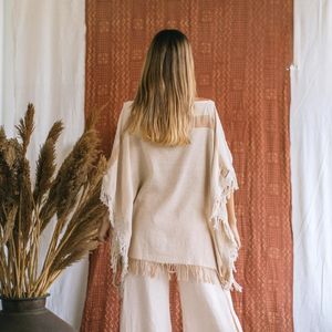 เสื้อปอนโชผ้าฝ้ายดิบสไตล์โบฮีเมียนสำหรับผู้ชายและผู้หญิง สไตล์ยิปซีฮิปปี้ เปิดไหล่ เสื้อคลุมสำหรับงานเทศกาล แต่งชายครุย เหมาะสำหรับงานปาร์ตี้และชุดไปเที่ยวชายหาด - Product Image 3