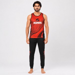 Camiseta deportiva para hombre que ofrece comodidad ligera, movimiento flexible y rendimiento confiable durante las sesiones de fitness. - Product Image 4