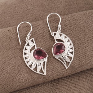 Boucles d'oreilles pendantes Bohème en argent sterling 925 pour femme, motif géométrique, serti clos de rhodolite taille poire, pour usage quotidien - Product Image 4