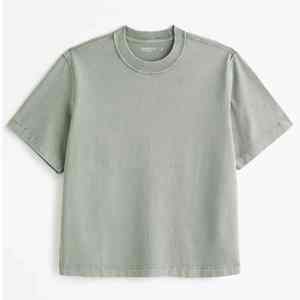 Camiseta Oversize de Algodón 100% Pesado con Cuello Redondo Acanalado y Logotipo OEM Personalizado para Streetwear - Product Image 3