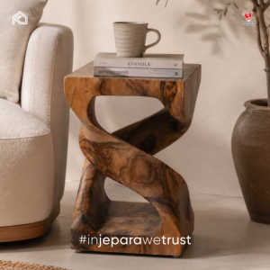 Mesa Auxiliar de Madera de Teca Sólida con Diseño Espiral Hecho a Mano, Taburete Decorativo para Sala de Estar, Jepara, Indonesia - Product Image 1