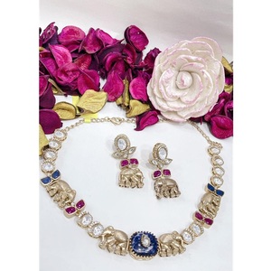 Elegante Juego de Collar y Aretes de Moissanita Étnica Chapada en Oro de Primera Calidad, Regalo de Boda, Compromiso, Joyería para Mujer para Fiestas - Product Image 1