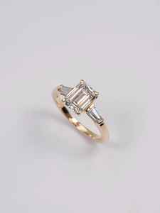 แหวนฮิปฮอปเพชรโมอิสซาไนต์ ZAWO HOUSE รุ่นใหม่ล่าสุด หรูหรา คุณภาพสูง เงินแท้ 925 ชุบทอง ประดับเพชรแบบ Pave Setting แหวนวินเทจสำหรับทุกเพศ - Product Image 4