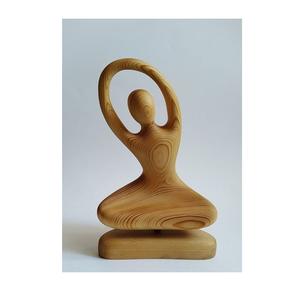 Sculpture en bois vintage reflétant l'influence antique, style artistique classique et valeur décorative intemporelle - Product Image 1