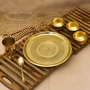 Service de table vintage en laiton, vaisselle indienne en laiton Thali, vaisselle artisanale traditionnelle, vente en gros pour hôtel, restaurant, maison, traiteur - Product Image 5