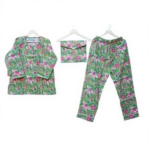 Conjunto de Pijama de Invierno para Mujer, Hecho a Mano, Romántico, de Lujo, con Estampado Floral, 100% Algodón, Transpirable, Suave, con Cintura Elástica y Cuello Redondo - Product Image 1