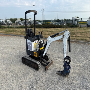 Mini Excavadora Hidráulica Ultracompacta E10 2023 de 1000 Toneladas para Construcción, Paisajismo y Proyectos de Acceso Limitado - Product Image 1