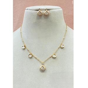 Ensemble collier et boucles d'oreilles en or plaqué Kundan véritable de qualité supérieure, avec moissanite, pour femme, idéal pour fiançailles, mariage, fête, cadeau, bijoux - Product Image 1