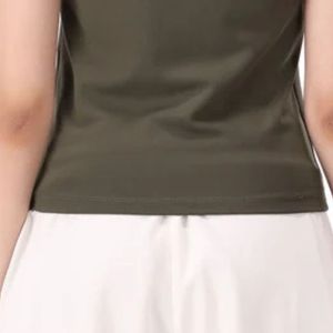 Camiseta de Manga Corta para Mujer, Color Verde Oliva, Cuello Redondo, Ajustada, Informal, Básica, Lisa, de Color Sólido, para Uso Diario, Personalizable, al por Mayor - Product Image 5