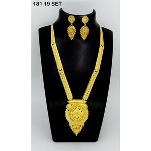 Conjunto de joyería con collar y aretes, chapado en oro, latón puro, diseño indio de alta calidad. - Product Image 1