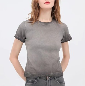 T-shirts pour femmes en tissu délavé, de qualité supérieure, tendance, dernière version, anti-rétrécissement, confortables, anti-UV. - Product Image 4