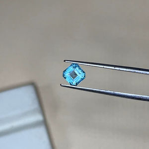 Esmeralda Zambiana Natural Azul Facetada, Gema Octogonal Cuadrada de 6x6x4mm, 1.10ct, con Ligera Luminosidad, para Fabricación de Joyería DIY - Product Image 1