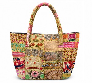 Bolso de mano de macramé de primera calidad para mujer, hecho a mano, estilo bohemio, de cuerda de algodón, para regalo y moda. - Product Image 3
