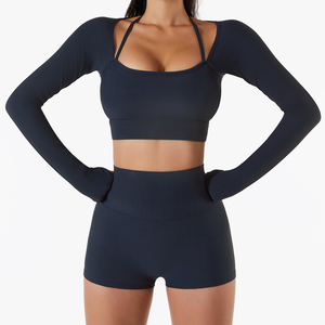 Conjunto de yoga para mujer hecho a medida Conjunto de yoga para mujer Recién llegado Ropa de gimnasio Conjunto de yoga sin costuras para mujer Hecho en Pakistán - Product Image 5