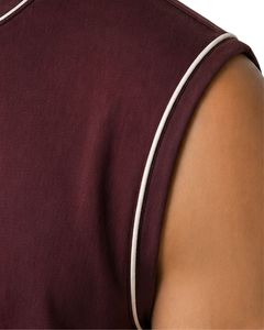 Débardeur sans manches bordeaux pour homme en jersey de coton premium, idéal pour la gym, le fitness, les loisirs, l'été, léger, respirant, coupe ajustée - Product Image 4