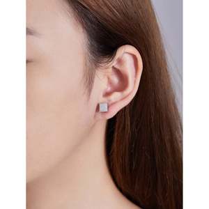 ต่างหูเม็ดเดี่ยวฮิปฮอปเพชรสำหรับปลูกในห้องปฏิบัติการสีขาวทอง14K ทรงสี่เหลี่ยมประดับเพชรแนวเจ้าหญิงตัดกลับ - Product Image 3