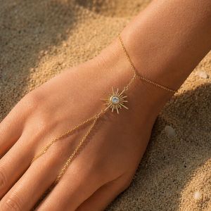 Pulsera de Cadena de Mano de Acero Inoxidable con Baño de Oro de 18K y Colgante de Rayos de Sol, Brazalete Esclavo para la Playa - Product Image 1