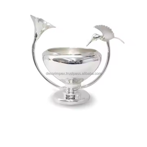 Cuencos chapados en oro fundido de aluminio de último diseño para servir chocolates y postres - Product Image 3