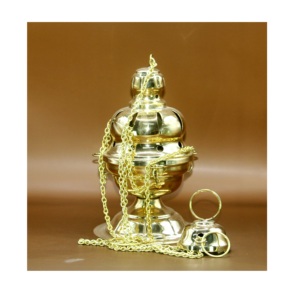 เตาเผาเครื่องหอมทองเหลืองทรงสวยทนทาน พร้อมสายโซ่ สำหรับใช้ในโบสถ์และที่บ้าน ขายส่ง กลิ่นมัสค์ กลิ่นหอมอโรมา ที่วางเครื่องหอมแบบอินเดียสำหรับพิธีกรรมทางศาสนา - Product Image 4