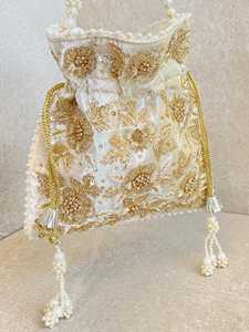 Sac à main décoratif perlé pas cher pour femmes avec broderie complexe, idéal pour les invitées de mariage, les demoiselles d'honneur et les occasions festives - Product Image 2