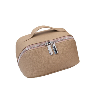 Bolsa de cosméticos de piel de vaca al por mayor, estilo sencillo, gran capacidad, neceser portátil de moda, bolsa de almacenamiento de cuero. - Product Image 1