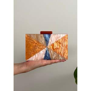 Pochette de soirée élégante en résine pour femme – Vaisselle et décorations raffinées - Product Image 1