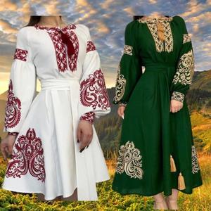 Robe longue brodée vert coton pour femme, style A-line, ethnique ukrainienne, broderie folklorique Vyshyvanka, bohème, écologique, vintage - Product Image 2