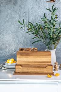 Tabla de cortar de madera hecha a mano con acabado de grano natural - Product Image 4