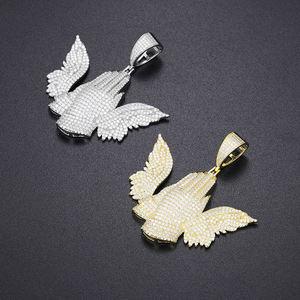 Colgante de águila con alas, chapado en oro y tono plateado, joyería hip hop para hombres y mujeres, amuleto unisex. - Product Image 1