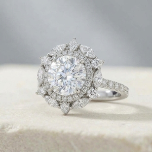 Bague de fiançailles en or blanc 14 carats avec diamant de laboratoire CVD rond de 3 carats, motif floral, halo multi-formes, style antique, collection RAAMAA - Product Image 1