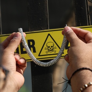 Pulsera de Lujo Unisex de Plata de Ley 925 con Diamantes Cilíndricos Brillantes Cultivados en Laboratorio, Bañada en Rodio, con Pavé y Corte Grueso, para Boda - Product Image 5