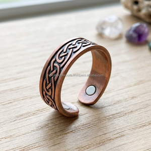 Joyería Devocional Bio Magnética al por Mayor • Anillo Esotérico Irlandés Unisex Ajustable - Product Image 5