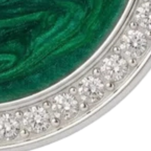   Broche Verde 1908 para Mujer, Tono Plateado, con Pedrería Redonda y Centro de Esmalte Verde, Joyería de Moda para Hermandades - Product Image 2