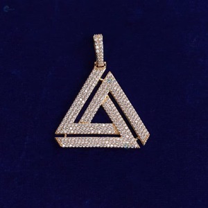 Colgante de Moissanita VVS con Forma de Triángulo Geométrico, Chapado en Oro de 18K, Micro Pavé, Amuletos de Lujo para Uso Diario, Joyería de Moda - Product Image 6