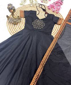 Robe et dupatta en coton jacquard fantaisie avec bordure Zari, tenue de fête, prix de gros, vêtement ethnique de luxe, séchage rapide, multi-usages - Product Image 2