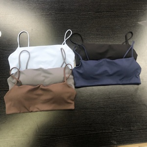 Soutien-gorge de sport à col carré, bretelles spaghetti, maintien moyen, pour yoga et activités sportives, couleur unie marron - Product Image 6